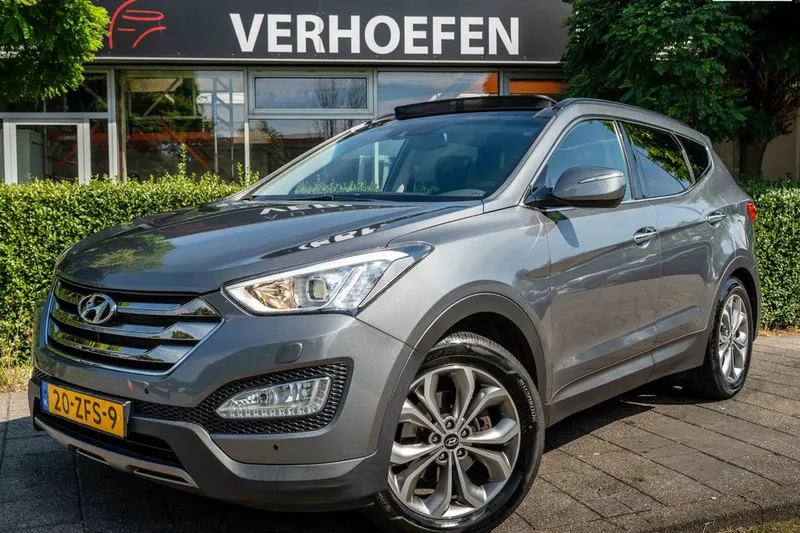 Hyundai Santa Fe (2012)