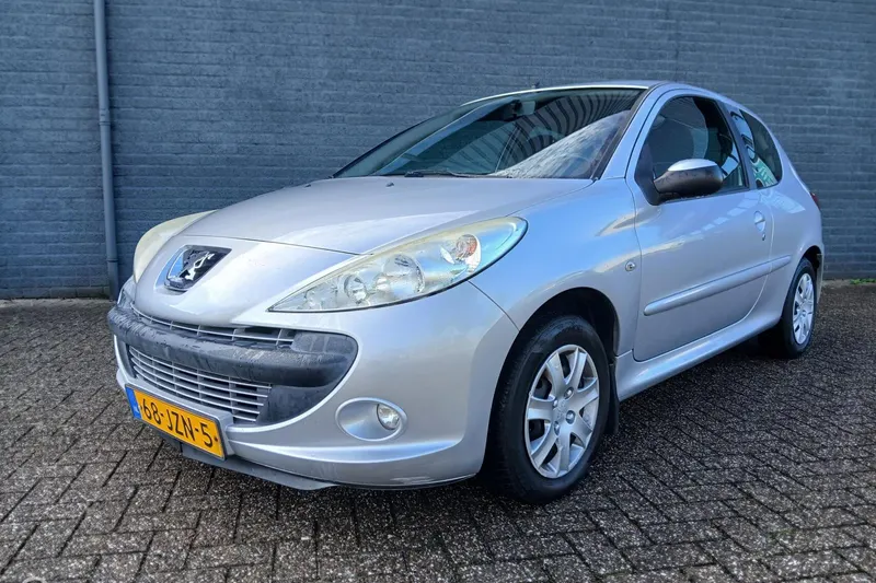 Peugeot 206+ (2009)