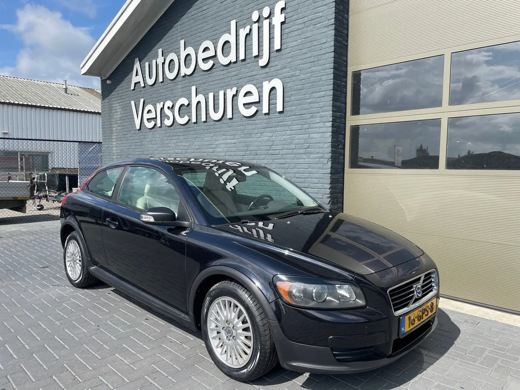 Volvo C30 (2008) — foto 1