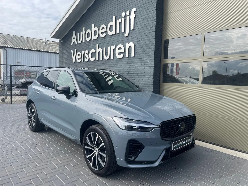 Volvo XC60 (2023) — foto 1