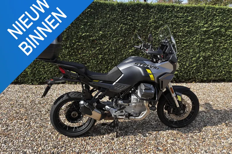 Moto Guzzi Stelvio (2025)