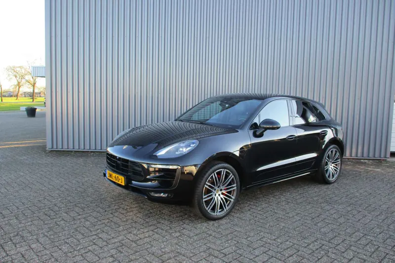 Porsche Macan (2017)