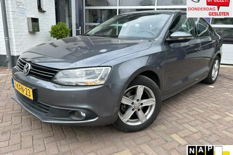 Volkswagen Jetta (2013)