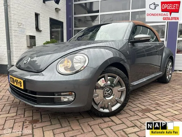 Volkswagen Beetle (2015) — foto 1