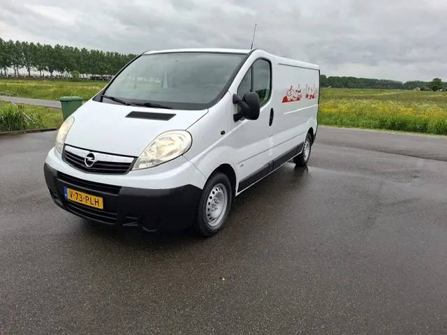 Opel Vivaro (2007) — foto 1