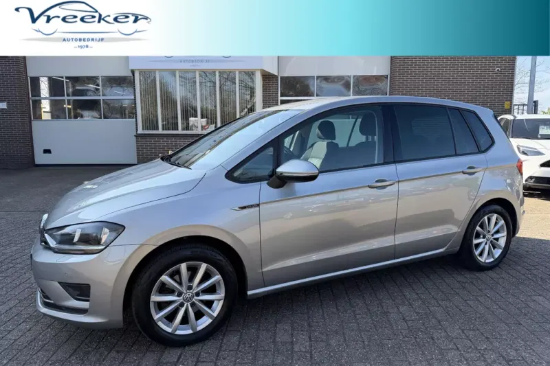 Volkswagen Golf Sportsvan (2015)