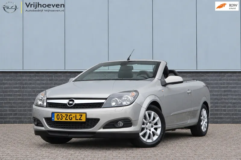 Opel Astra (2008)