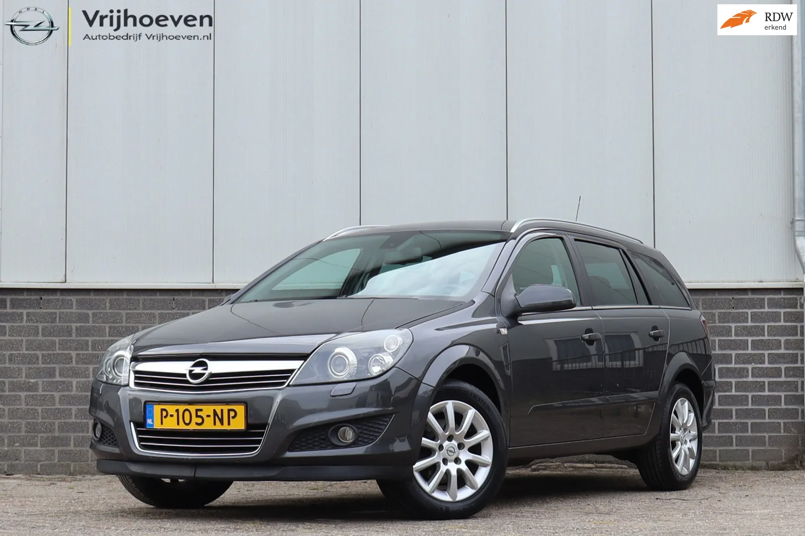 Opel Astra (2009) — foto 1