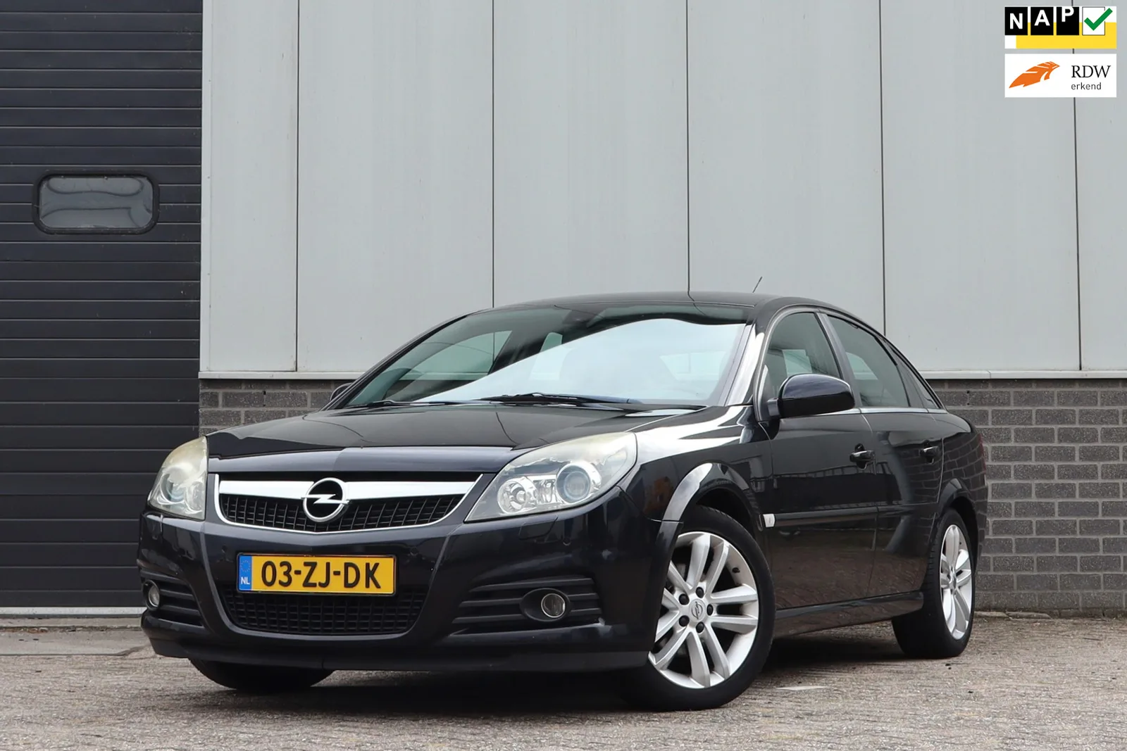Opel Vectra (2008) — foto 1