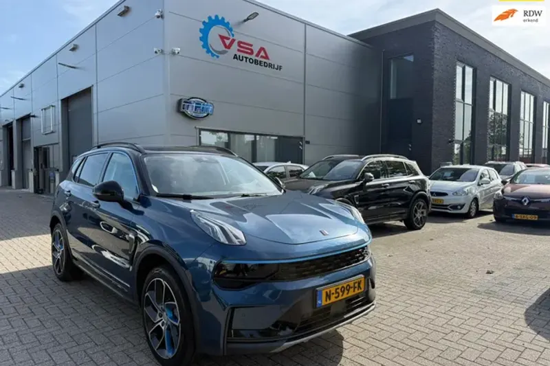 Lynk & Co 01 (2021)