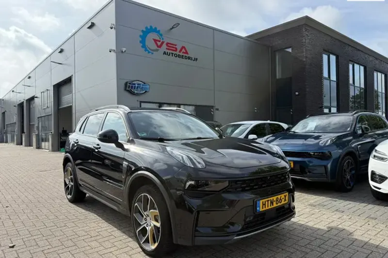Lynk & Co 01 (2022)