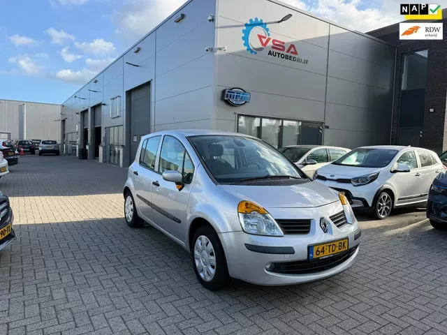 Renault Modus (2006) — foto 1
