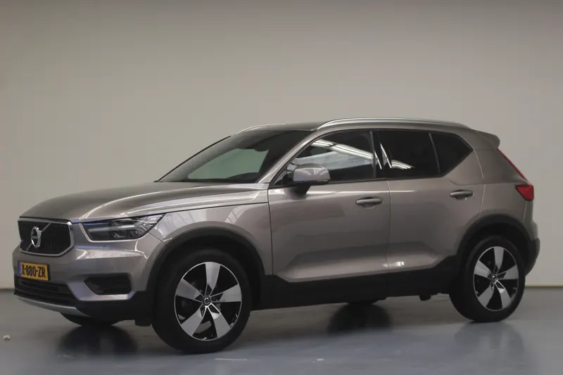 Volvo XC40 (2021)