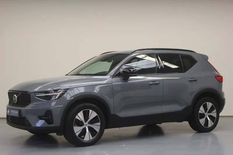 Volvo XC40 (2022)