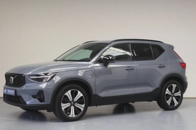 Volvo XC40 (2022)