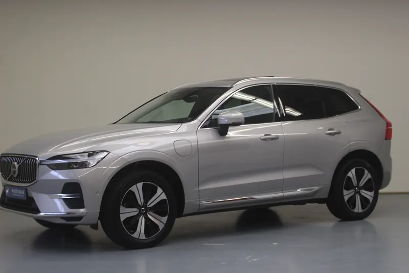 Volvo XC60 (2023)