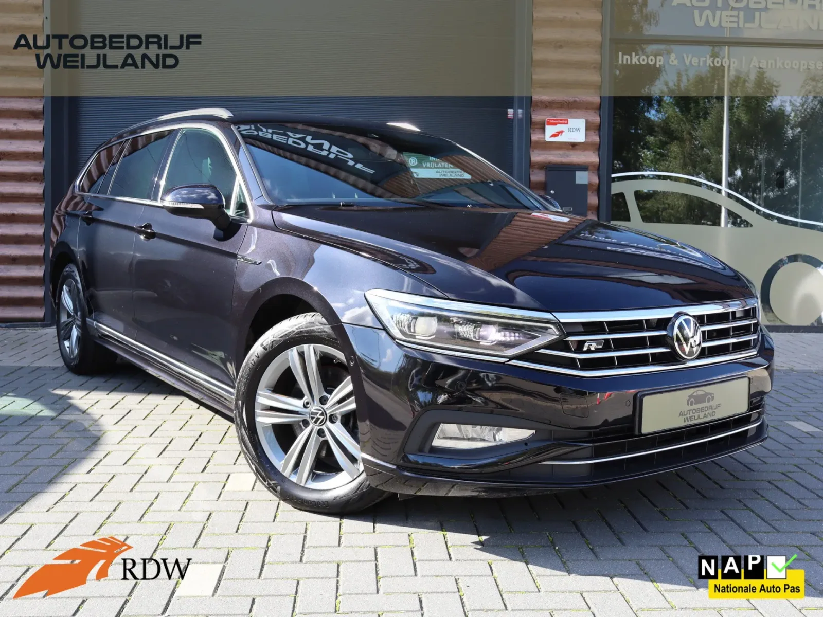 Volkswagen Passat (2022) — foto 1