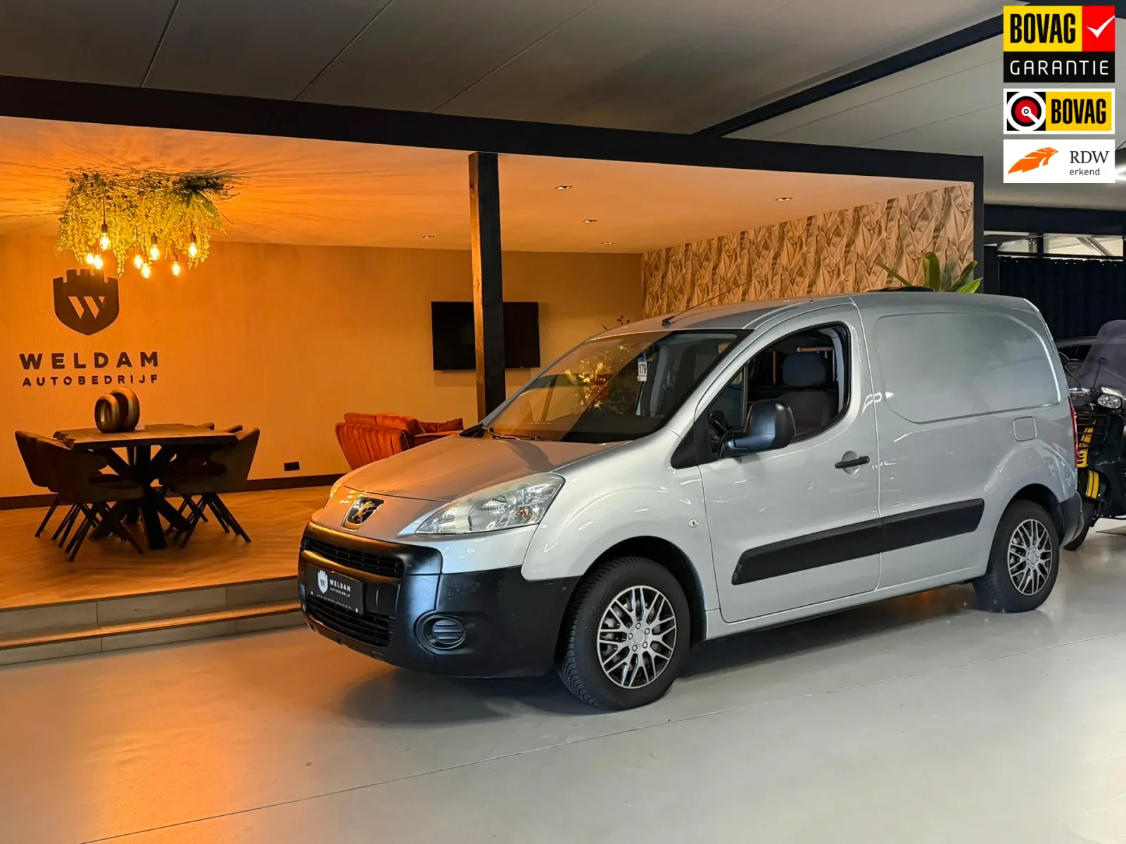 Peugeot Partner (2010) — foto 1