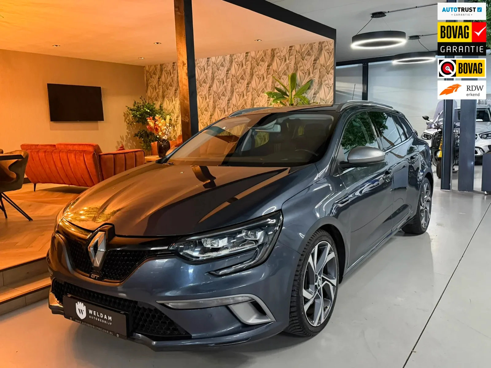 Renault Mégane (2017) — foto 1