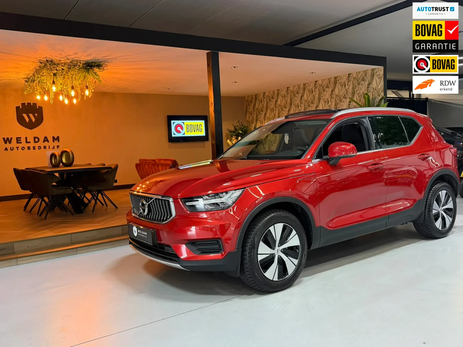 Volvo XC40 (2022) — foto 1