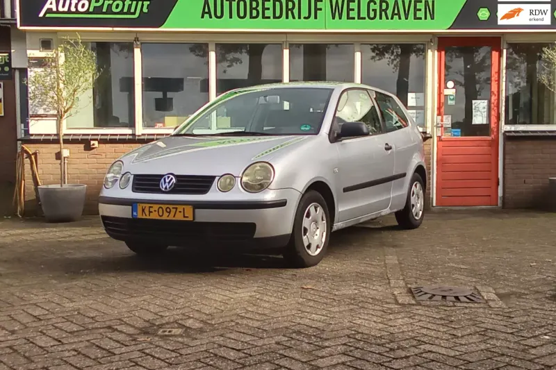 Volkswagen Polo (2003)