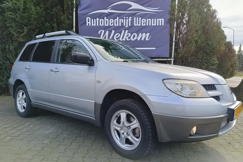 Mitsubishi Outlander (2007)