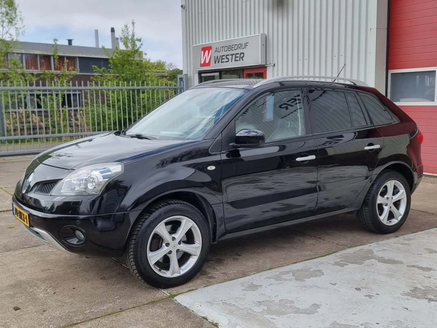 Renault Koleos (2009) — foto 1
