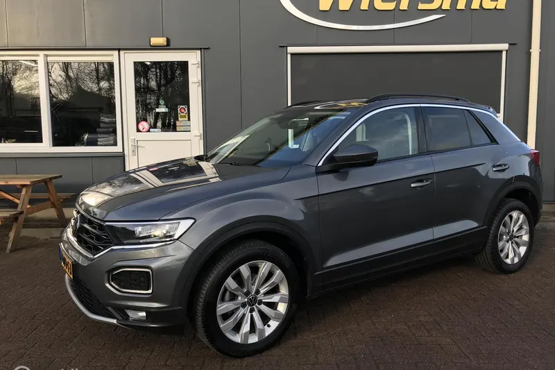 Volkswagen T-Roc (2021)