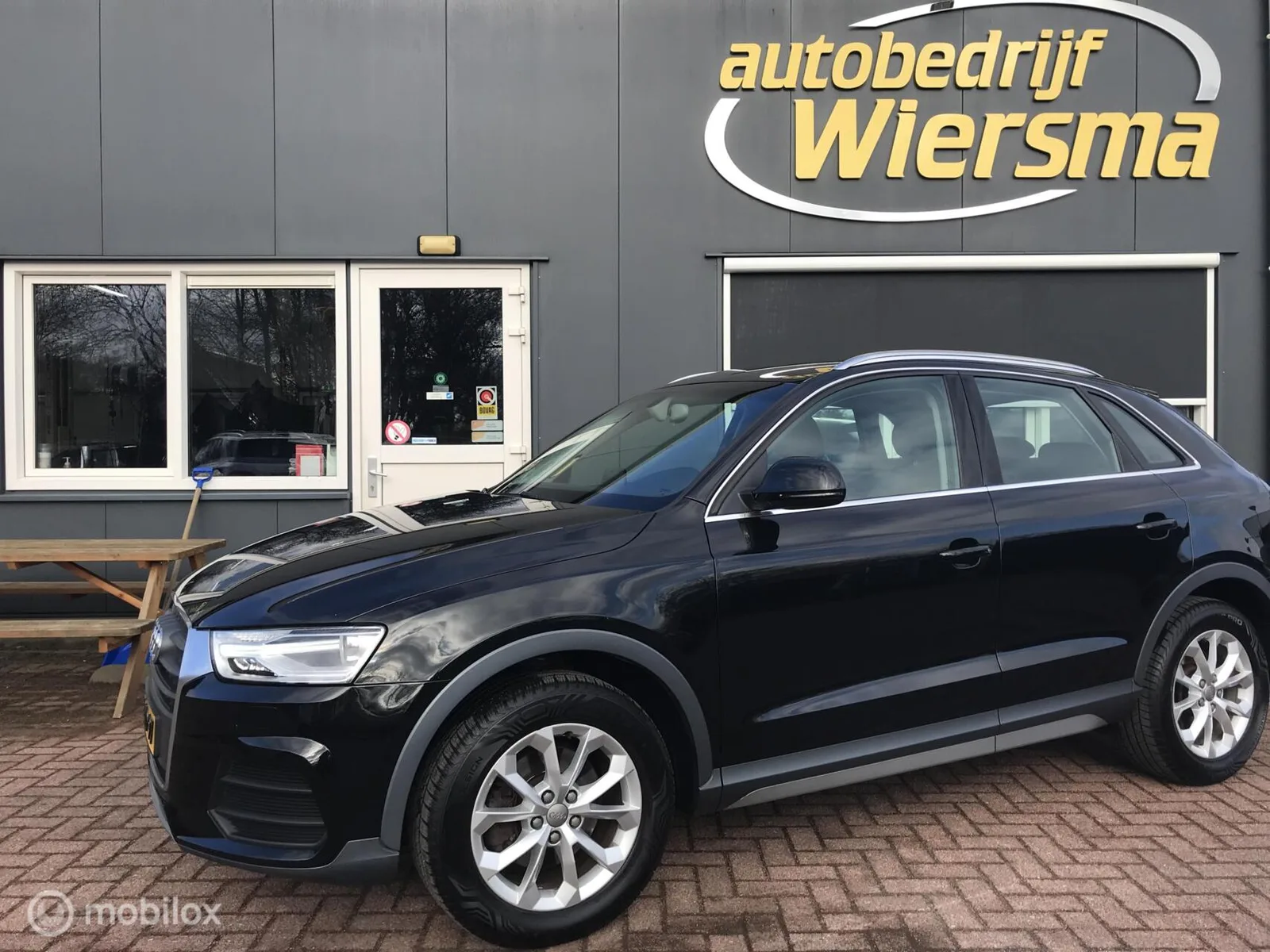 Audi Q3 (2015) — foto 1