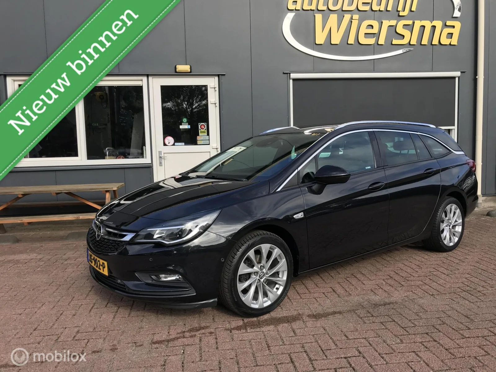 Opel Astra (2016) — foto 1