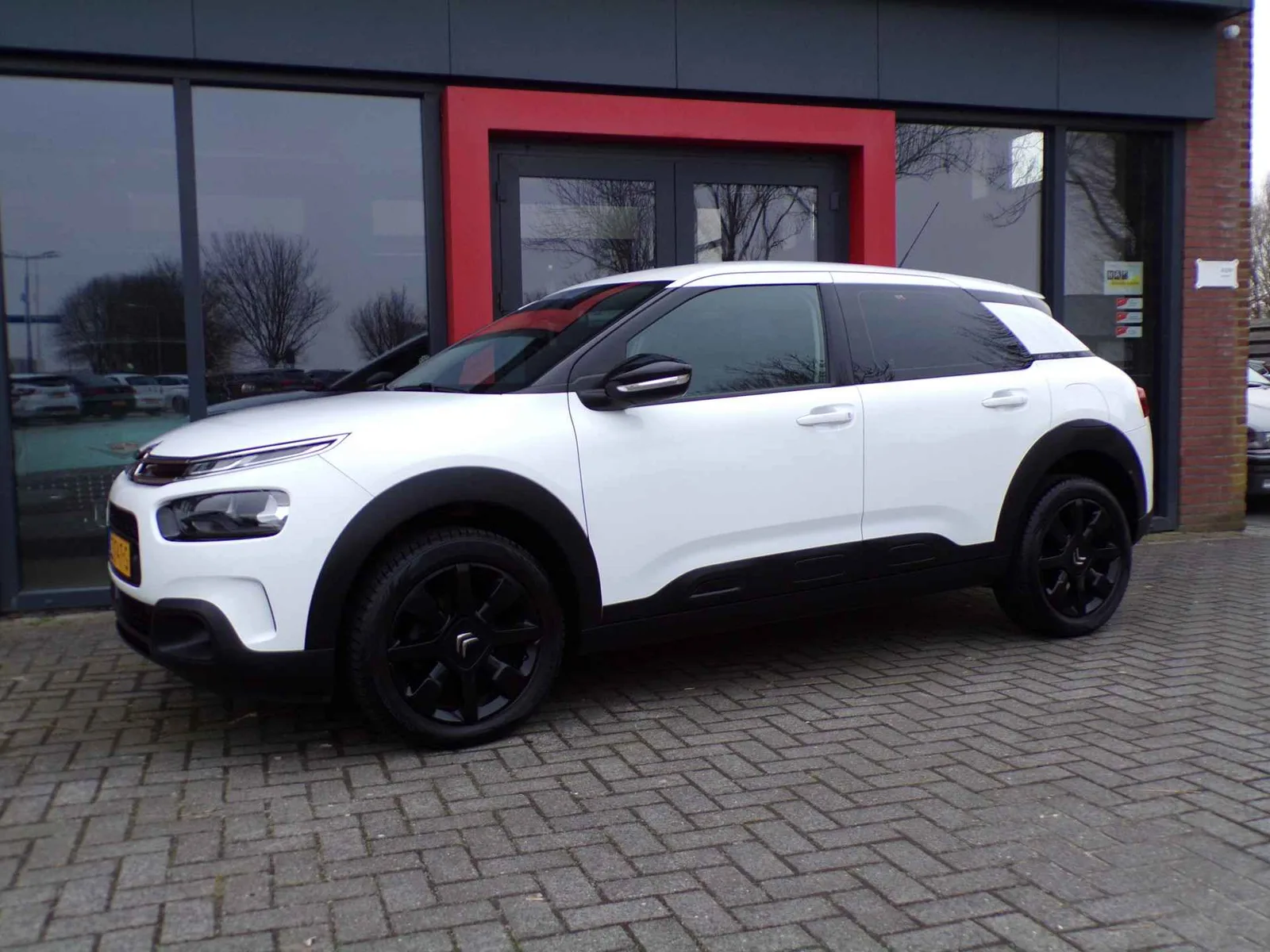 Citroën C4 Cactus (2018) — foto 1