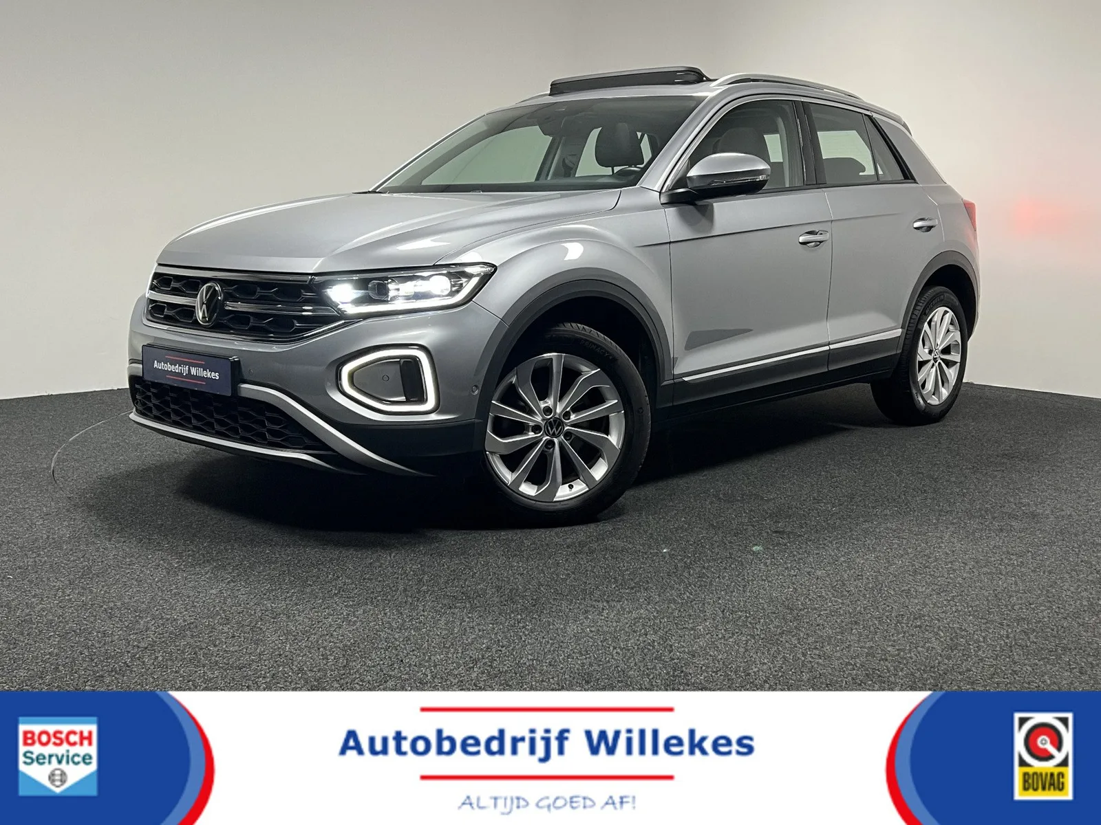Volkswagen T-Roc (2023) — foto 1