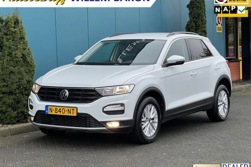Volkswagen T-Roc (2021)