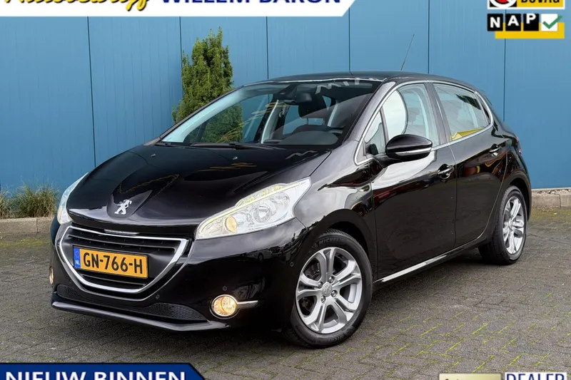 Peugeot 208 (2015)