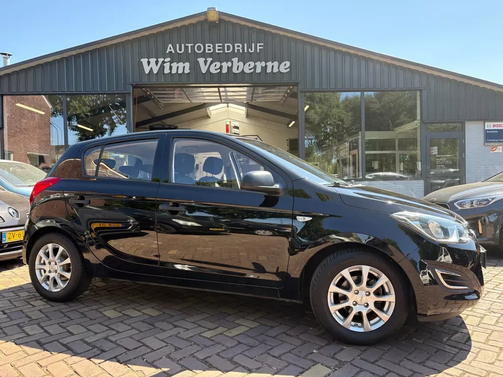 Hyundai i20 (2015) — foto 1