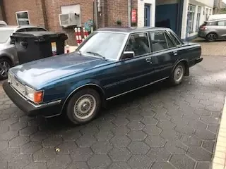 Toyota CRESSIDA (2000) — foto 1