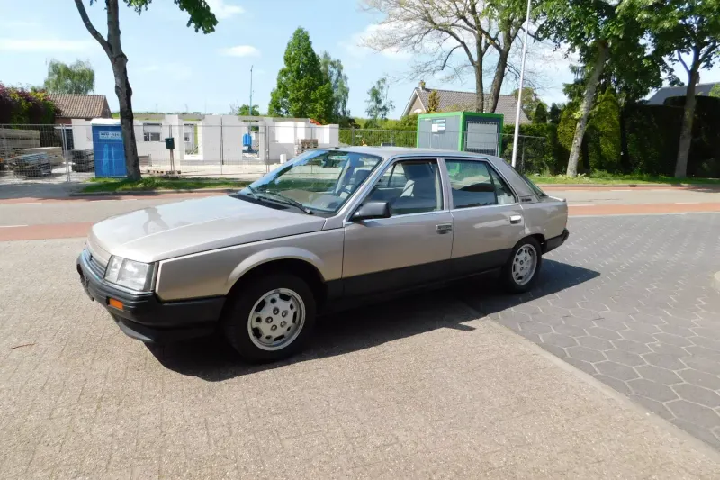 Renault 25 (1985)