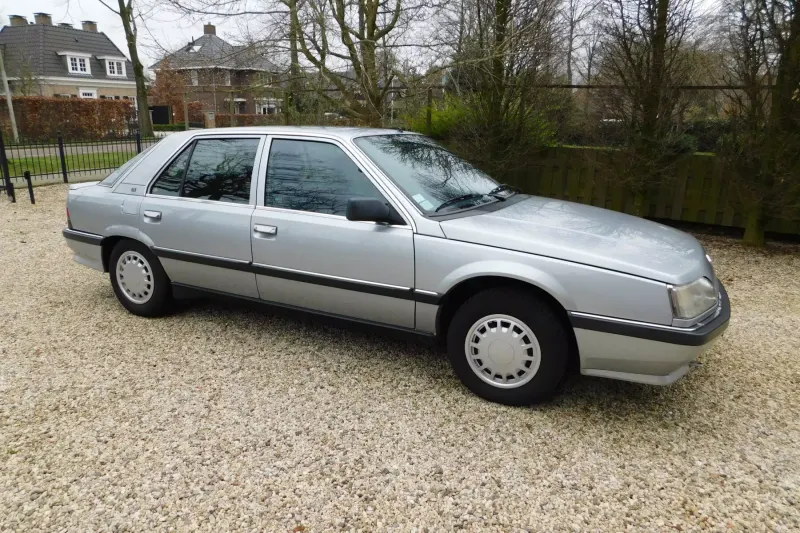 Renault 25 (1990)