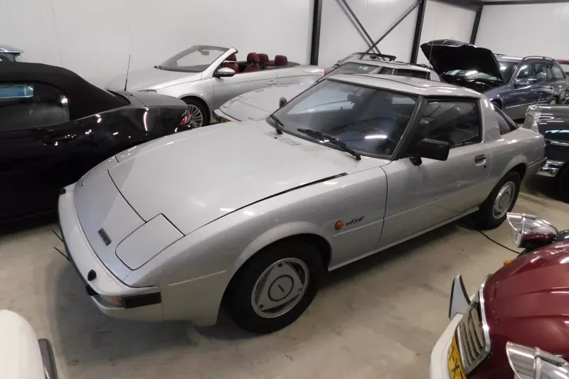 Mazda RX-7 (1986)