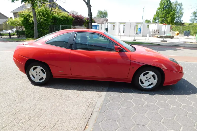 Fiat COUPÉ (1996)