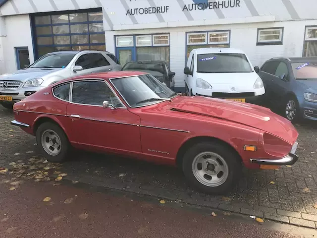 Datsun 240 (1971) — foto 1