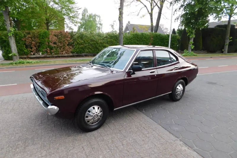 Datsun 140J (1976)