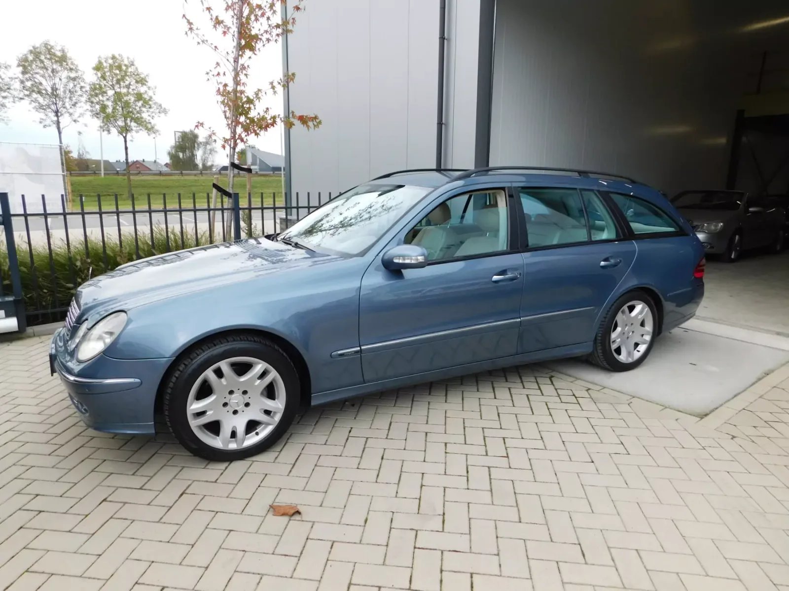 Mercedes-Benz YOUNGTIMER: (2004) — foto 1