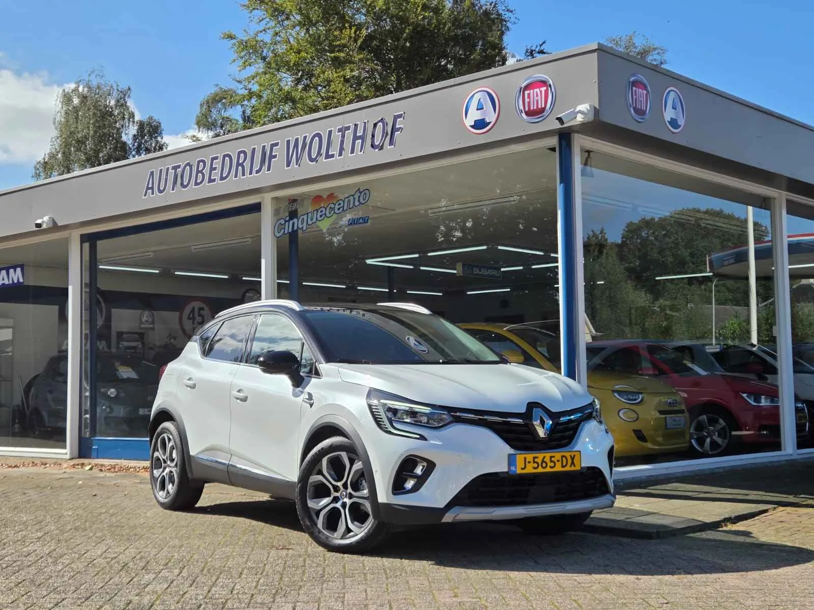 Renault Captur (2020) — foto 1