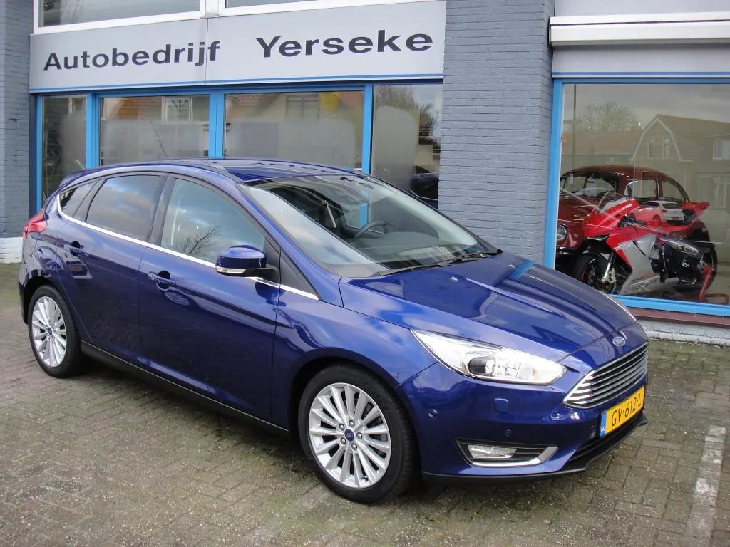 Ford Focus (2015) — foto 1