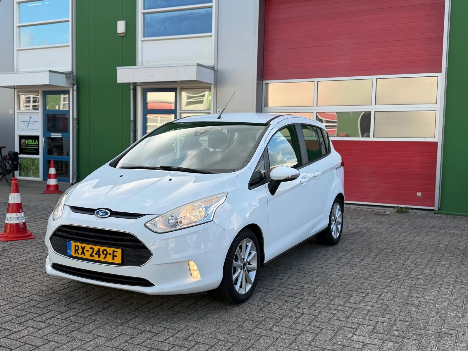 Ford B-Max (2014) — foto 1