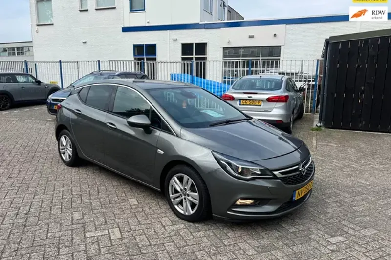 Opel Astra (2016)