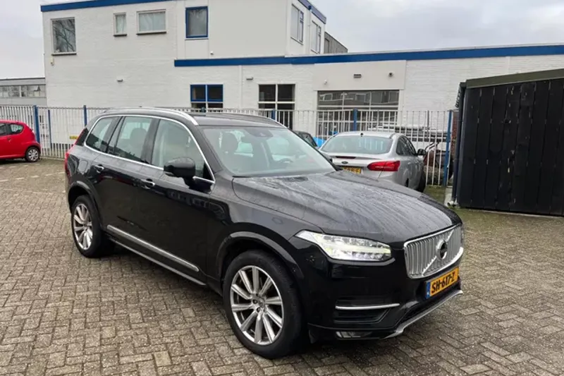 Volvo XC90 (2015)