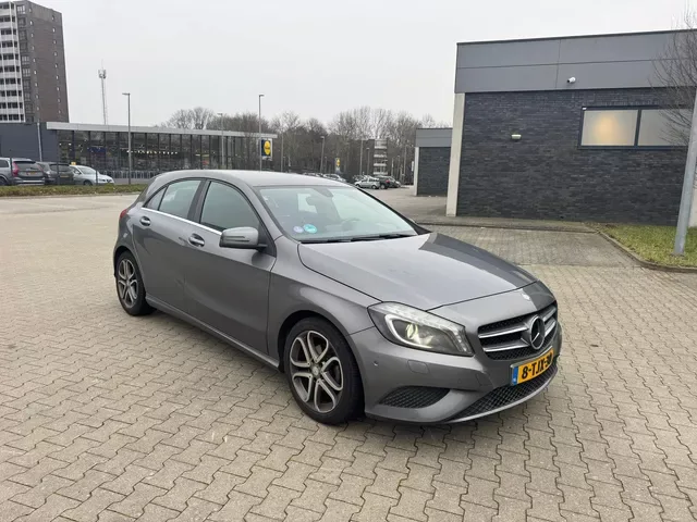 Mercedes-Benz A-Klasse (2014) — foto 1