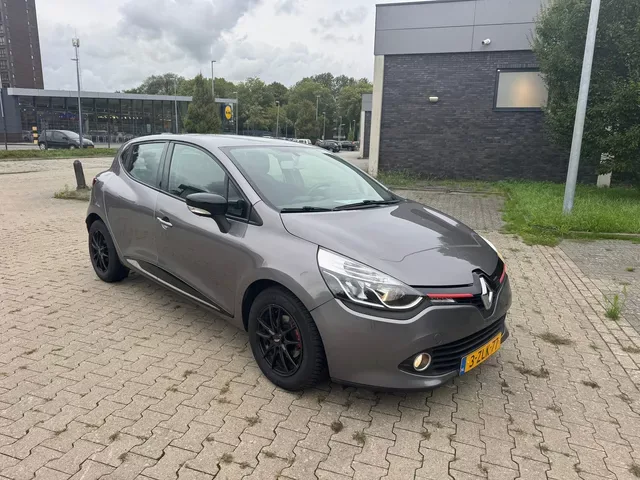 Renault Clio (2014) — foto 1